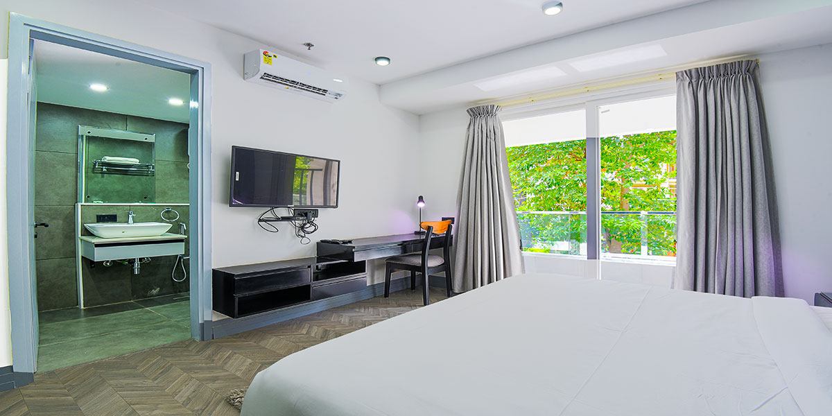King size Bed Room - Bedchambers serviced apartments MG Road